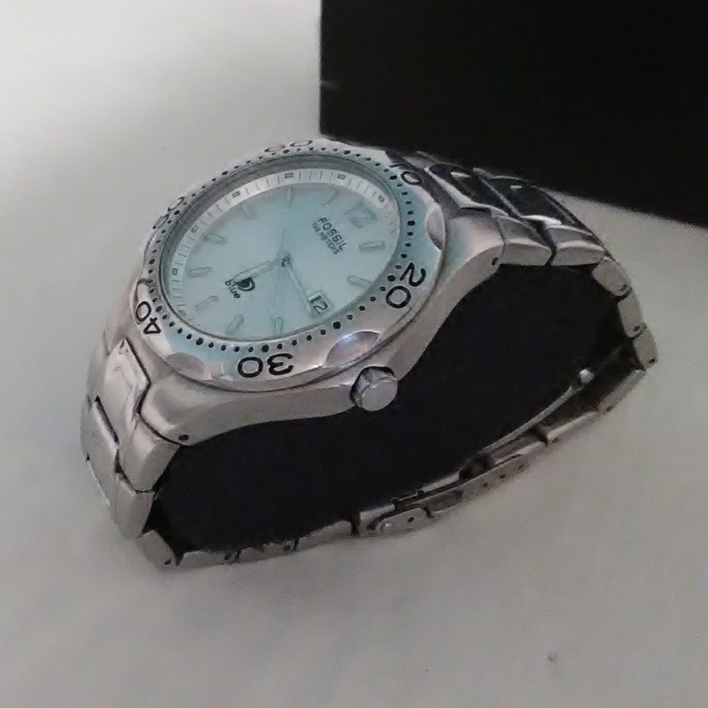 SALE Mens Fossil Blue Watch - Picture 2 of 8